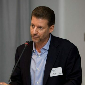 Robinson “Con o sin Trump, enfrentamos una creciente turbulencia financiera global y, con toda probabilidad, un nuevo colapso como el ocurrido en 2008”