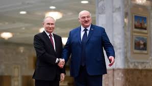 Putin y Lukashenko firman un acuerdo que contempla usar armas nucleares y desplegar misiles balísticos hipersónicos
