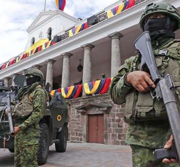 Empiezan campañas en Ecuador en medio de fuerte resguardo militar