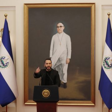 El Salvador “Bukele desmanteló sistemáticamente la democracia” dice Human Rights Watch