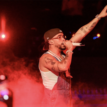 Análisis socioliterario de «Lo que le pasó a Hawaii» (2025), de Bad Bunny