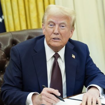 desclasificar Trump ordena desclasificar los archivos sobre los asesinatos de los Kennedy y Martin Luther King Jr