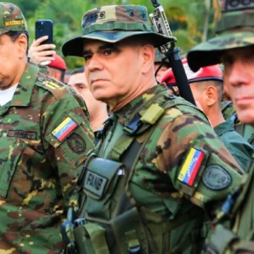 8e9d11f1-e8bc-43c5-804f-0afb454a Colombia y Venezuela inician la operación militar Relámpago del Catatumbo contra el ELN