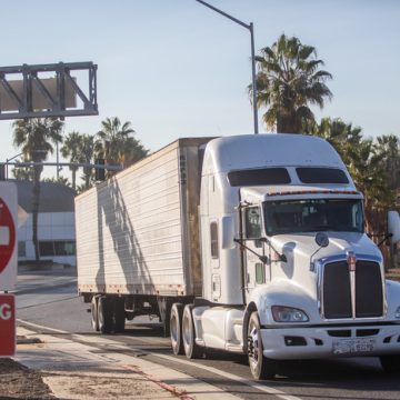 Trump firmó la orden ejecutiva para imponer aranceles a México, Canadá y China