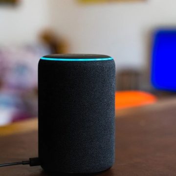 Más competencia en la carrera por la IA: Amazon lanza una versión potenciada de su asistente de voz Alexa