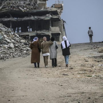Israel amplía su ofensiva militar en Gaza y ordena una evacuación masiva e inmediata