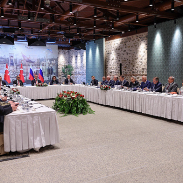 estambul Concluye en menos de dos horas reunión entre las delegaciones rusa y ucraniana en Estambul