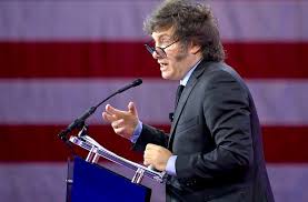 Las espadas (ideológicas) de Javier Milei