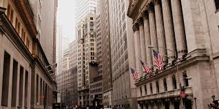 El otoño braudeliano de América. Las facciones del capital bajo la segunda administración Trump