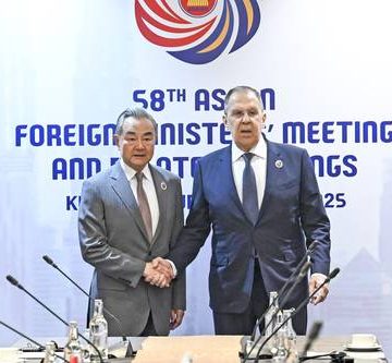 dos Moscú y Pekín deben contribuir a resolver el problema nuclear iraní, señala China