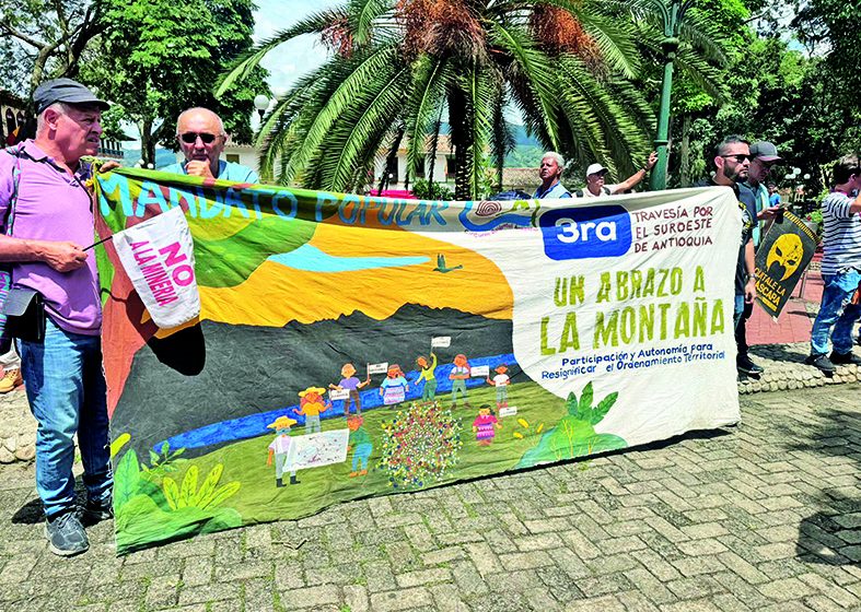 Extractivismo sin fronteras: la regla detrás del caso AngloGold Ashanti en el suroeste antioqueño