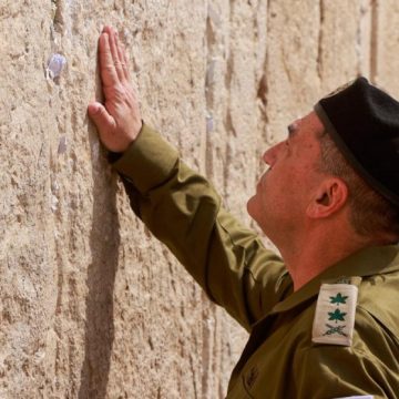 El jefe del Ejército israelí avala finalmente el plan de Netanyahu de ocupar toda Gaza tras oponerse a él