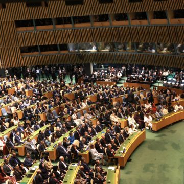 ONU El ‘show’ de Trump tensiona a la ONU: escaleras mecánicas, aranceles y un genocidio
