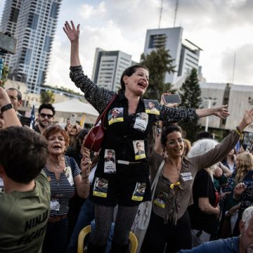 Celebraciones contenidas en Israel y Gaza por la tregua y el intercambio de rehenes