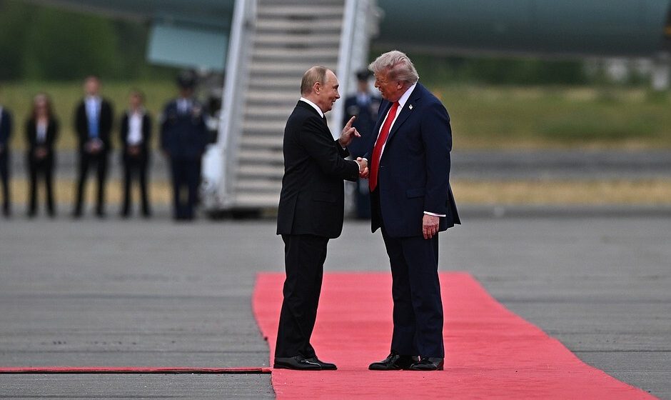 US President Trump and Russian President Putin meet in Alaska El pulso nuclear entre Trump y Putin daña sus últimos lazos y pone en jaque la seguridad post Guerra Fría