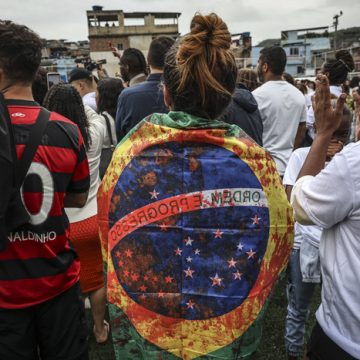 Brasil: siguen apareciendo restos en el lugar de la masacre  de Río de Janeiro