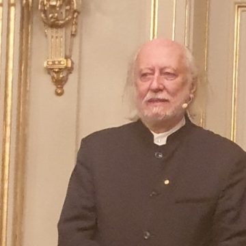 Nobel lieratur Krasznahorkai: «Prefiero hablar de la rebelión»