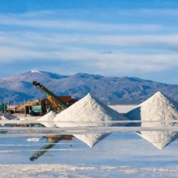 Bolivia: sigue en pie la nueva ley de litio y el plan de Trump para robarse los recursos estratégicos