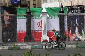 Irán amenaza con cerrar completamente el estrecho de Ormuz si EE.UU. ataca sus centrales eléctricas