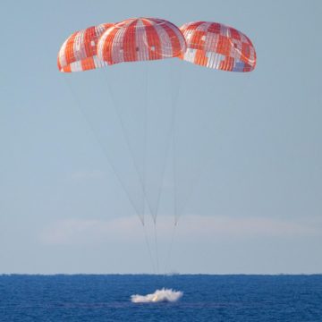 Los astronautas de Artemis II regresan a la Tierra tras el primer viaje a la Luna en más de 50 años
