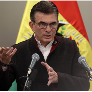 Bolivia: Paz anunció la reorganización de su gabinete para frenar las protestas