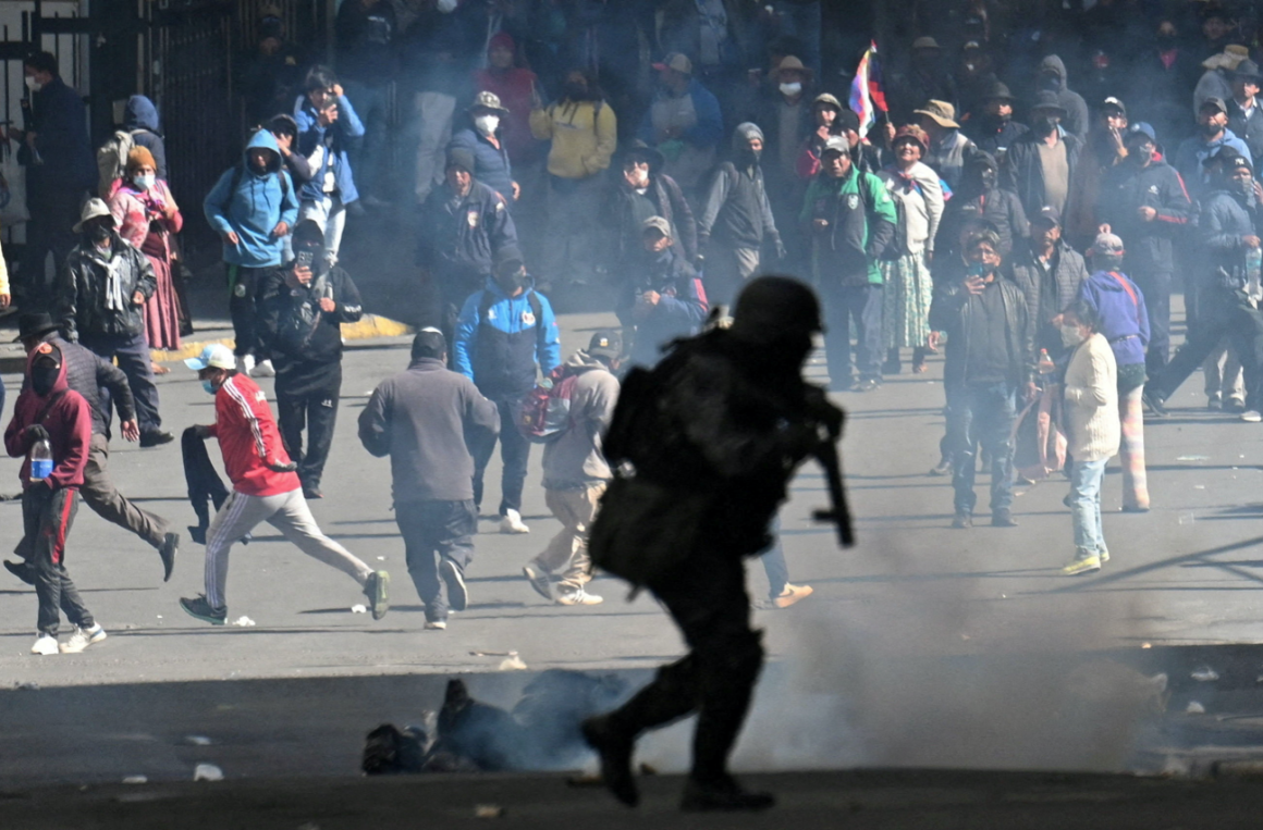 Captura de Pantalla 2026-05-30 a la(s) 9.03.02 a. m. Las protestas campesinas ponen en jaque al débil Gobierno de Rodrigo Paz y sumen a Bolivia en el caos