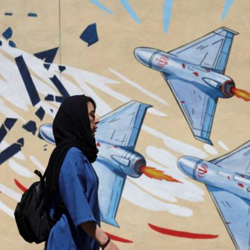 EEUU e Irán evitan dar por rota la tregua entre bombardeos mientras se dilata el acuerdo de paz