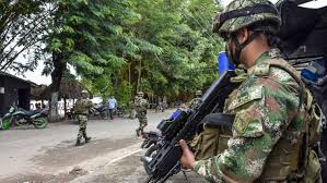 Bombardeo contra la guerrilla colombiana, con apoyo de Venezuela: Petro