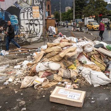 Basuras Basura en las calles, dudas en las tarifas