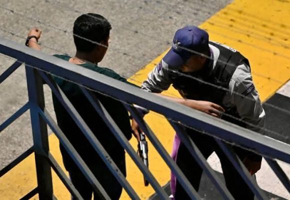 Ecuador Daniel Noboa otorga inmunidad a militares extranjeros que realicen operaciones en Ecuador