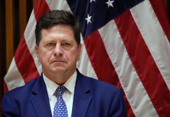 Jay Jay Clayton: operador y estratega