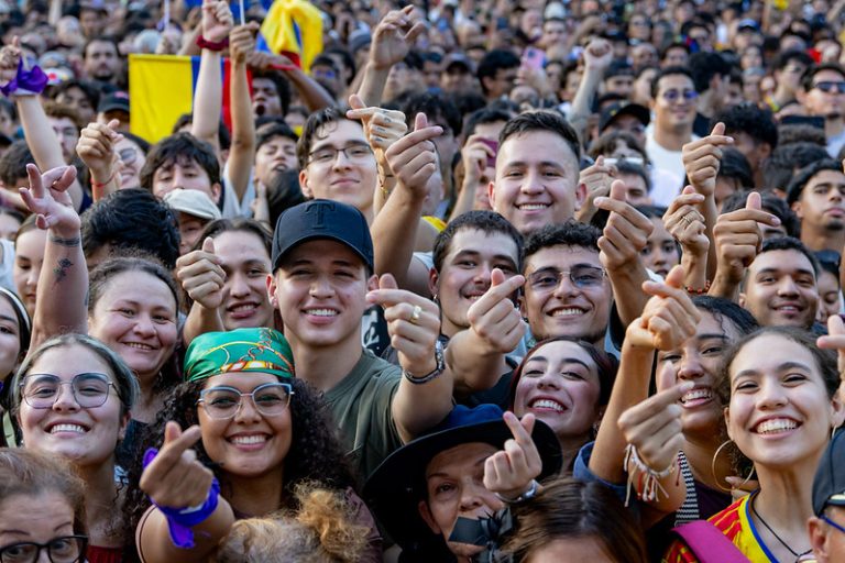Una fuerza viva frente al país que viene 