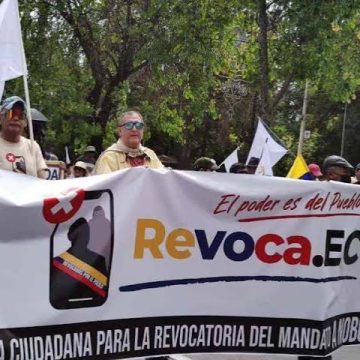 Aumenta apoyo a la revocatoria del mandato de Novoa en Ecuador