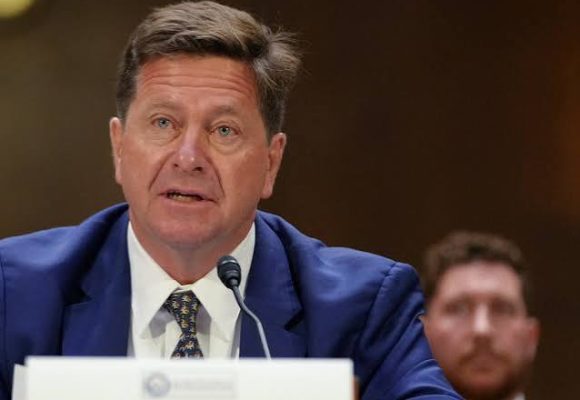 Jay Clayton: movimiento estratégico de EU