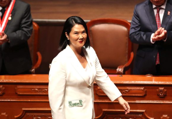 Keiko Fujimori militariza el país contra el crimen organizado mientras la Policía es acusada de continuas violaciones de derechos