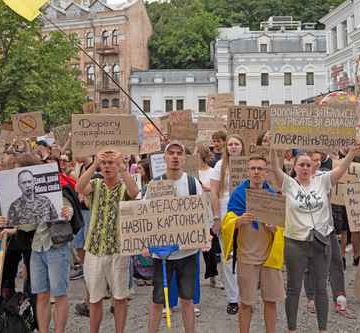 Rusia y Ucrania intercambian ataques con misiles y drones