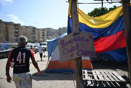 Suben a cinco mil 69 los muertos por los terremotos de Venezuela; casi 18 mil personas siguen sin hogar