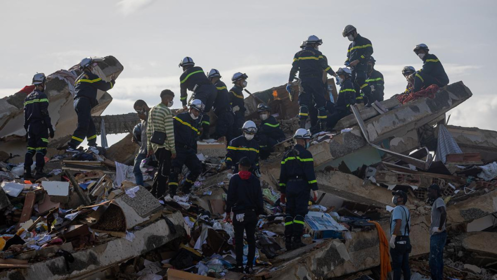 Venezuela La cifra de muertos se eleva a 2.595 y la de heridos a 12.400 por el doble terremoto de Venezuela