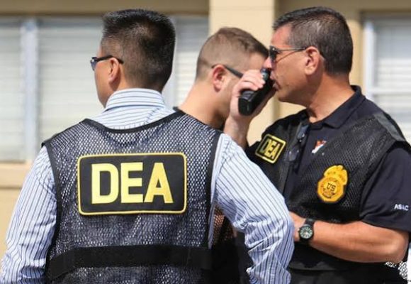 dea La DEA, metida en el narcotráfico