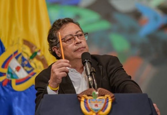 Gustavo Petro: el phármakon de la democracia colombiana