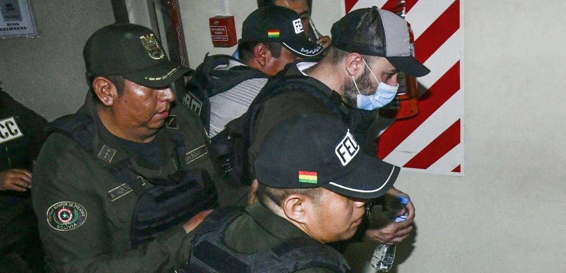 Dictan prisión preventiva a Fernando Cerimedo por intento de feminicidio de su ex pareja en Bolivia