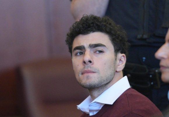 Luigi Luigi Mangione se declara culpable de las acusaciones de asesinato en su juicio federal