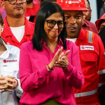 Venezuela Delcy Rodríguez anuncia que el acuerdo petrolero con EEUU tendrá una vigencia de 25 años