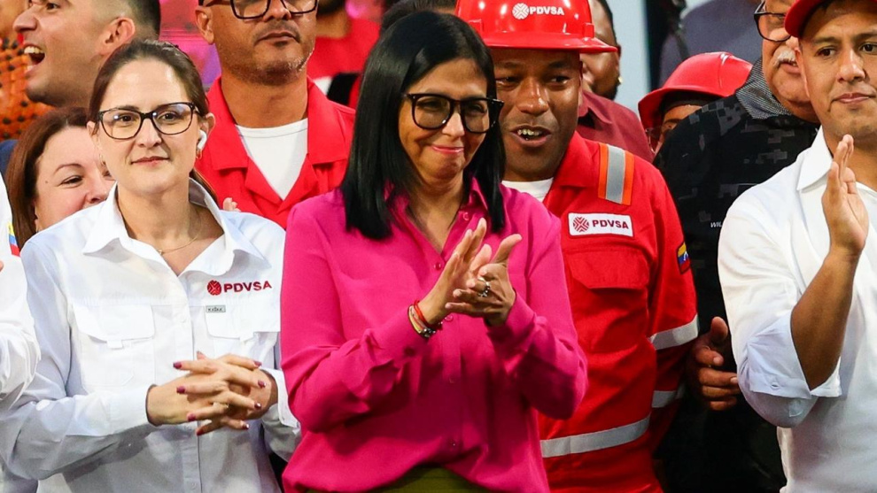 Venezuela Delcy Rodríguez anuncia que el acuerdo petrolero con EEUU tendrá una vigencia de 25 años