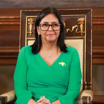 El Gobierno venezolano y la oposición inician el diálogo para avanzar hacia una transición