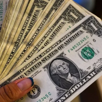Deuda pública y el dólar