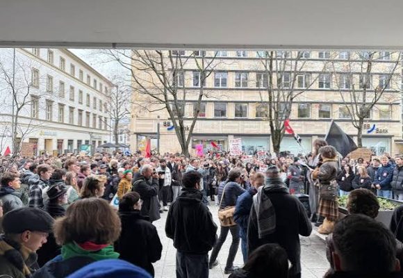 militarimo El retorno del servicio militar en Europa: Alemania y Francia imponen su voluntad a pesar de las protestas