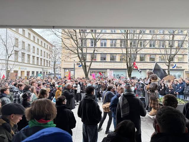El retorno del servicio militar en Europa: Alemania y Francia imponen su voluntad a pesar de las protestas