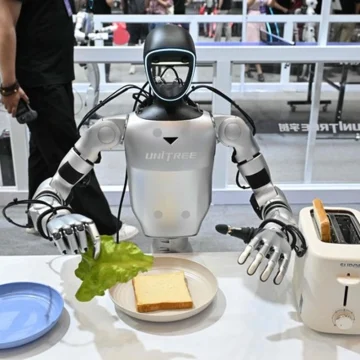 Unitree debuta en bolsa impulsada por auge de robots humanoides en China