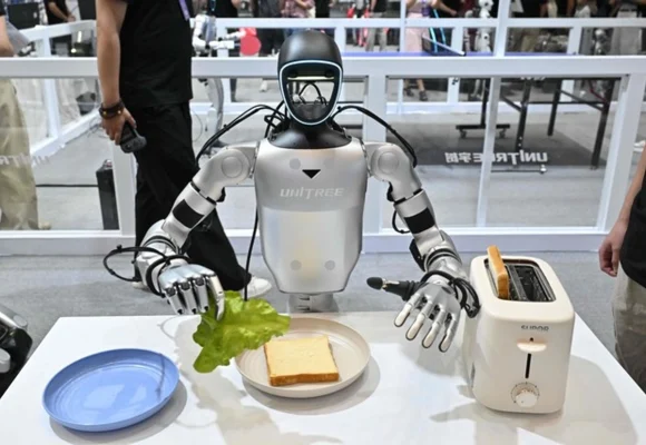 Unitree debuta en bolsa impulsada por auge de robots humanoides en China